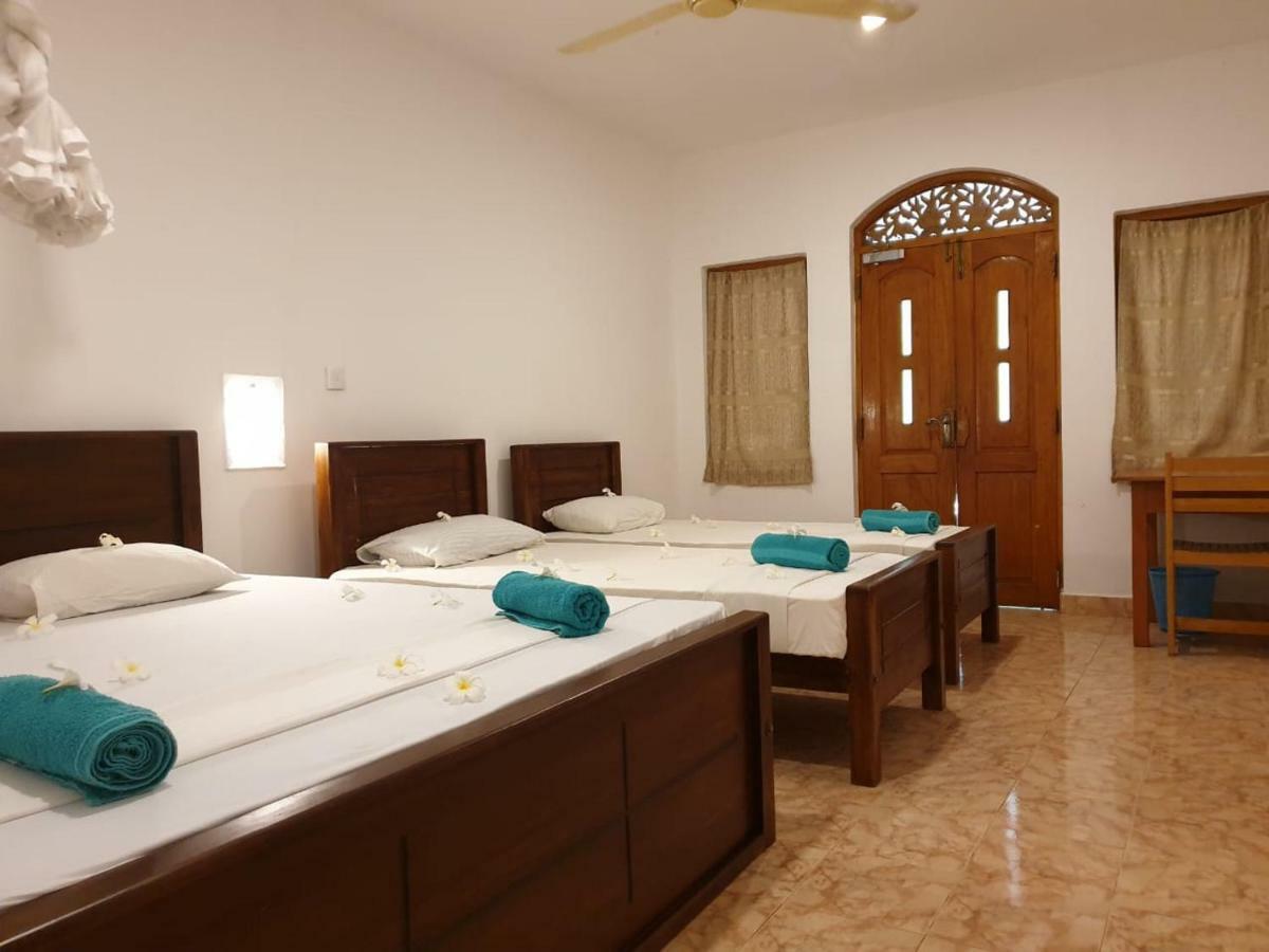 Rupa'S Hotel Arugam Bay Buitenkant foto